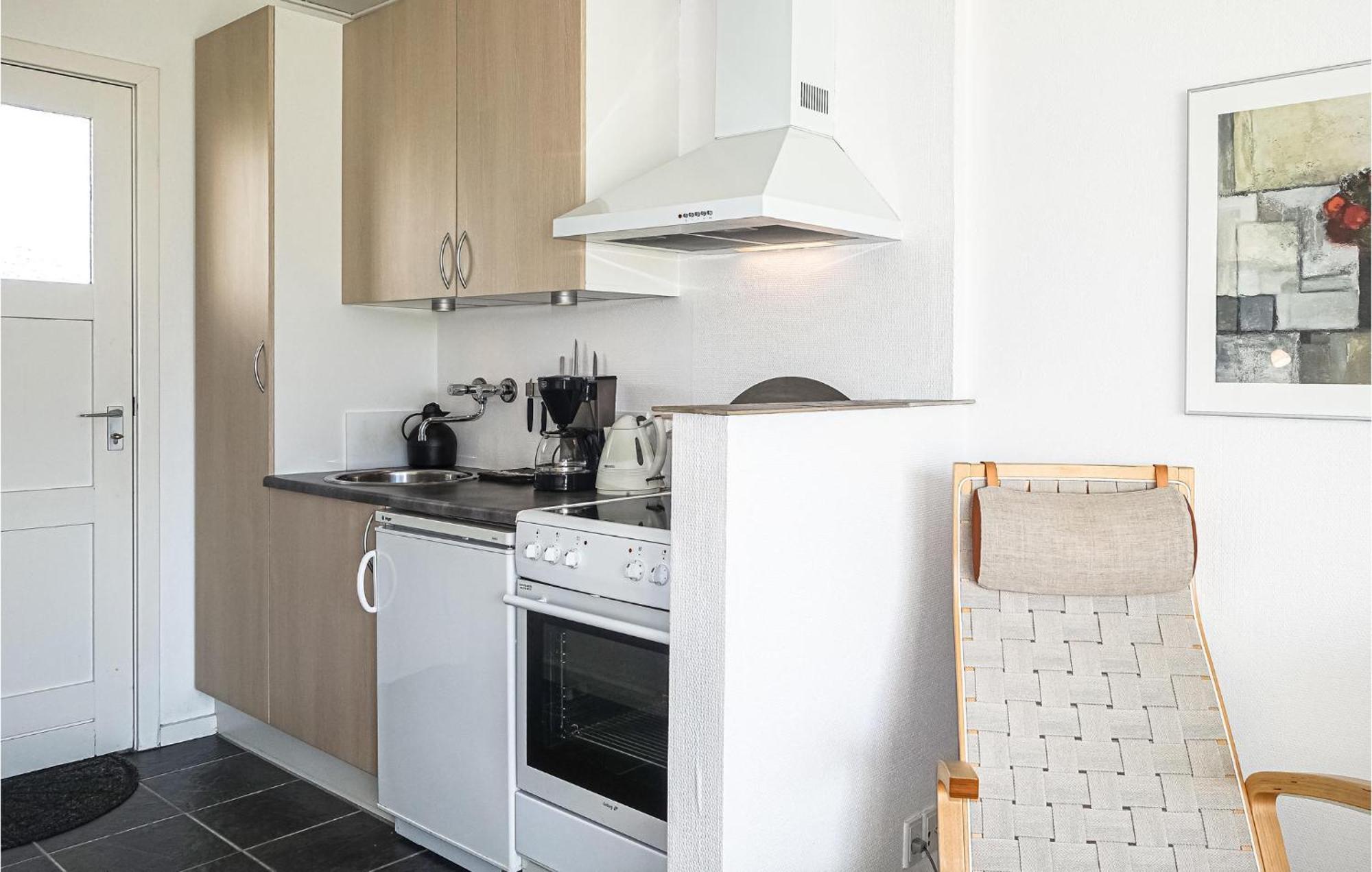 Nice Apartment In Allinge With House Sea View Exterior foto